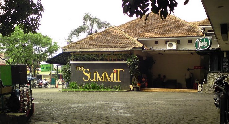 The Summit Factory Outlet Bandung