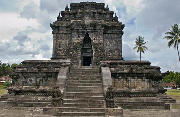 Candi Mendut