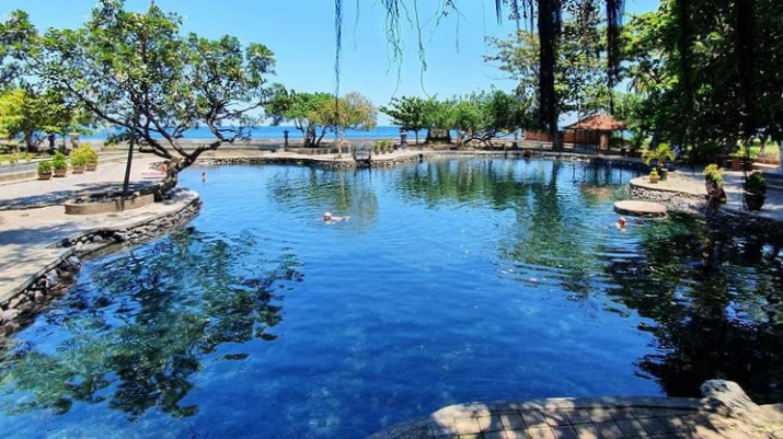 Tempat Pemandian Yeh Sanih Di Bali