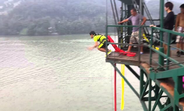  Danau Cheongpyeong Bungee Jumping