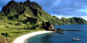 Pantai Kuta Lombok