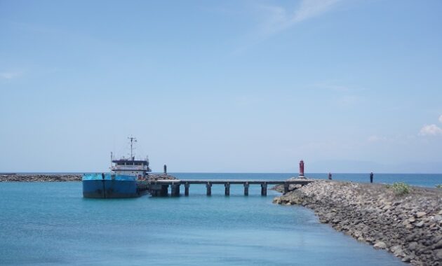 Pantai labuhan haji