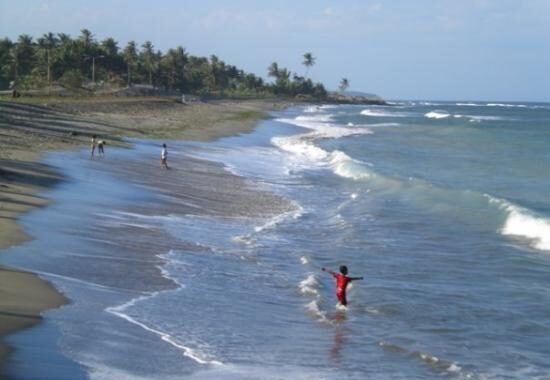 Pantai Labuhan Haji Lombok