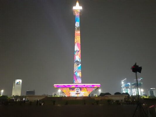  Monumen Nasional Monas