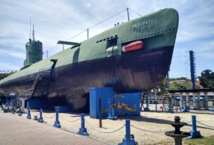 Monumen Kapal Selam