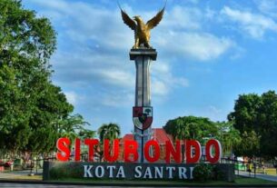 Pasir Putih Situbondo Pantai Utara Jawa Timur