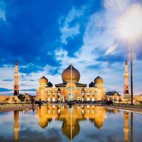 Kemegahan Mesjid Agung An nur Pekanbaru