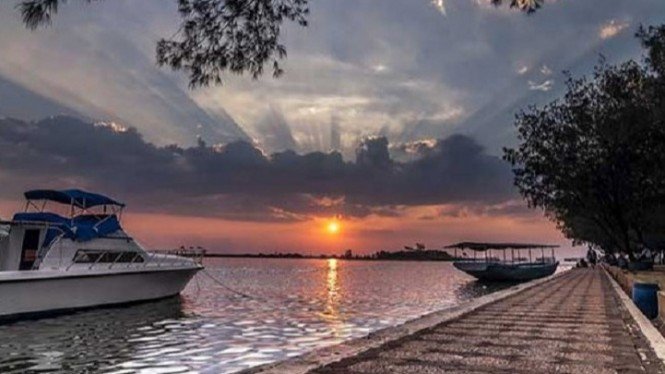 Pantai Marina Semarang
