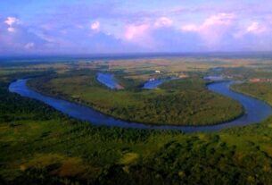 Sungai Pawan di Ketapang Kalbar