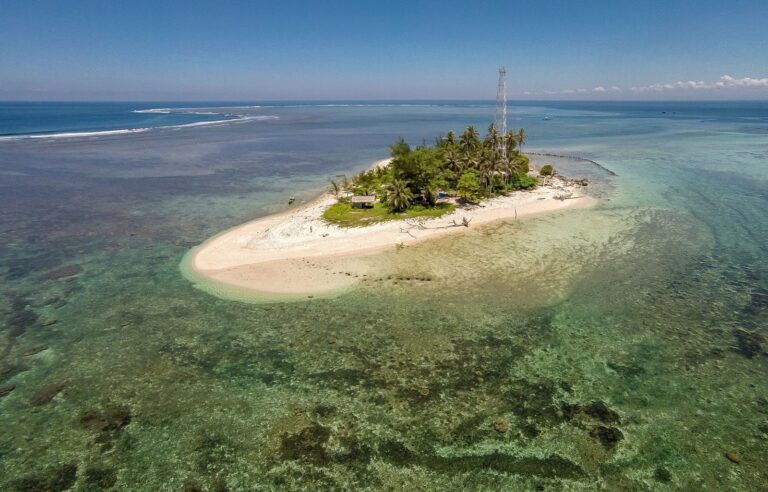 Ini 10 Tempat Wisata di Bengkulu Paling Terkenal Ini 10 Tempat Wisata di Bengkulu Paling Terkenal