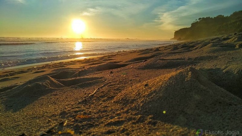 Pantai Sepanjang