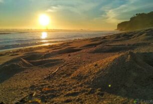 Pantai Sepanjang