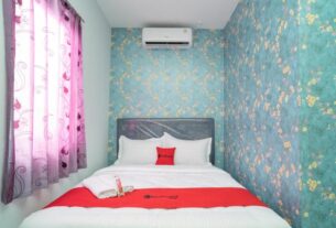 RedDoorz Plus near ITC Cempaka Mas 2