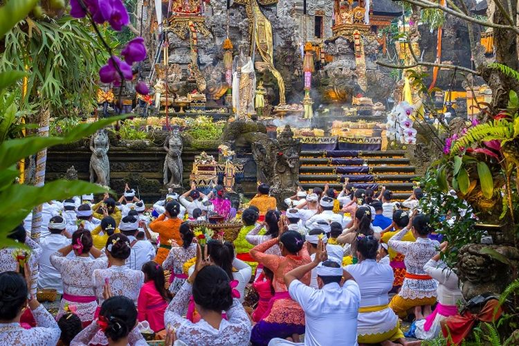 Ikut Merayakan Hari Raya Kuningan di Bali