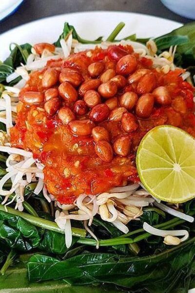 Plecing Kangkung Khas Lombok