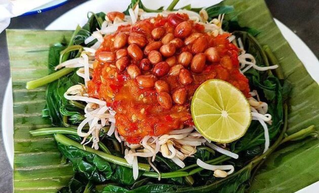 Plecing Kangkung Khas Lombok