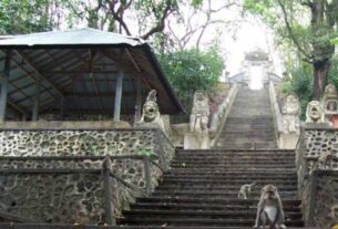 Pura Gunung Pengsong