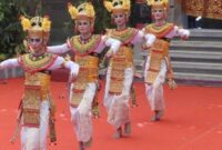 tari gandrung lombok