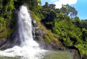 Air Terjun Kerta Gangga