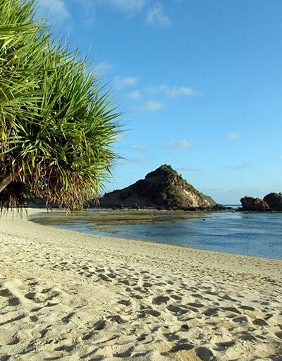 Paket Wisata Pantai Kuta Lombok