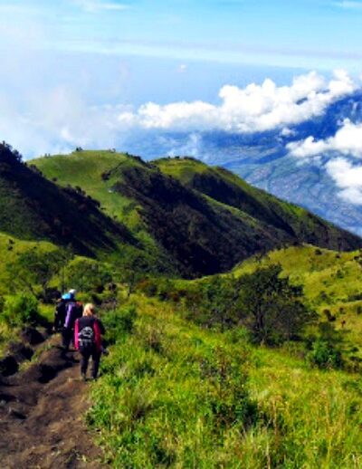 Soft Trekking di Batu Kucing Sembalun