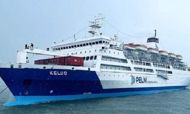 Kapal Pelni KM Kelud