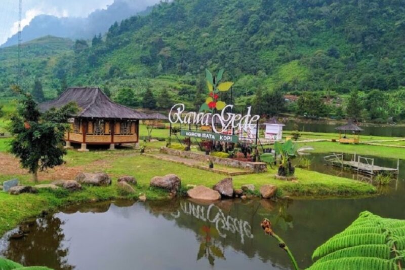 Pesona Telaga Rawa Gede: Wisata Alam Tenang di Bogor dengan Pemandangan Memukau